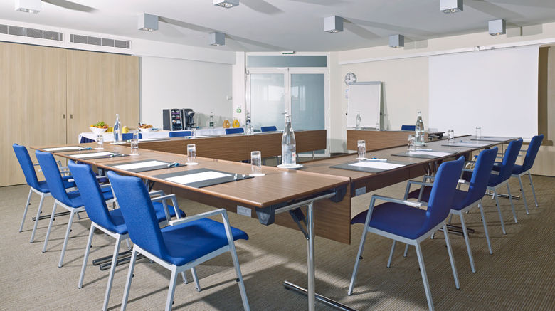 <b>Holiday Inn Express Toulouse Airport Meeting</b>. Images powered by <a href="https://www.leonardoworldwide.com/" title="Leonardo Worldwide" target="_blank">Leonardo</a>.