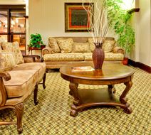Holiday Inn Express Hotel & Suites Lobby