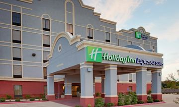 Holiday Inn Express Hotel & Suites