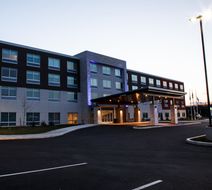 Holiday Inn Express/Suites Gettysburg SE Exterior