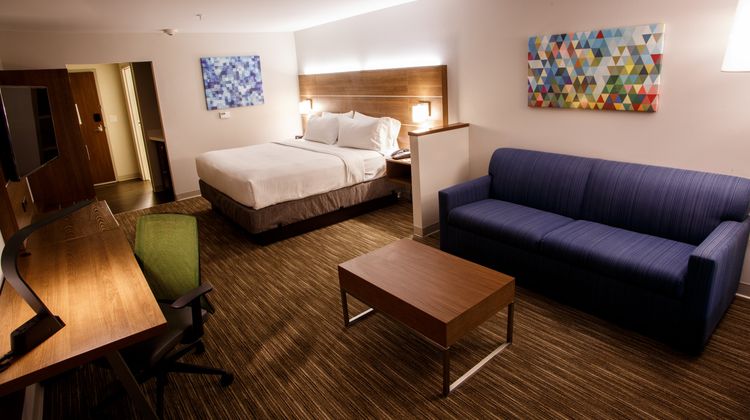 Holiday Inn Express/Suites Gettysburg SE Room