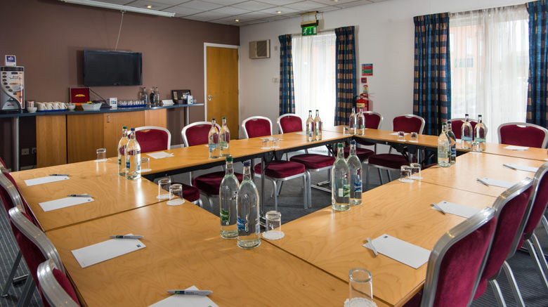 <b>Holiday Inn Express Gloucester South Meeting</b>. Images powered by <a href="https://www.leonardoworldwide.com/" title="Leonardo Worldwide" target="_blank">Leonardo</a>.