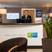 Holiday Inn Express Gloucester South
