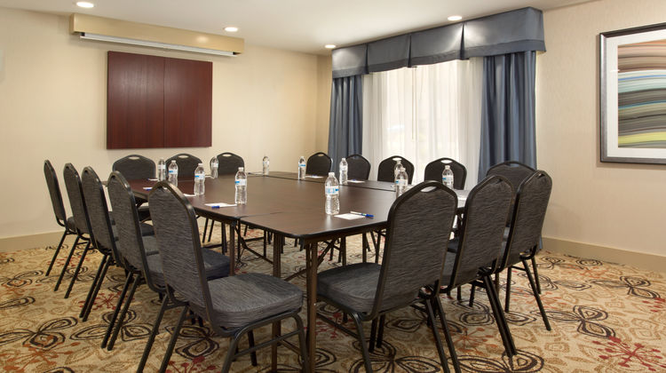 Holiday Inn Express Berea Meeting