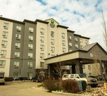 Holiday Inn Express & Sts Edmonton North Exterior