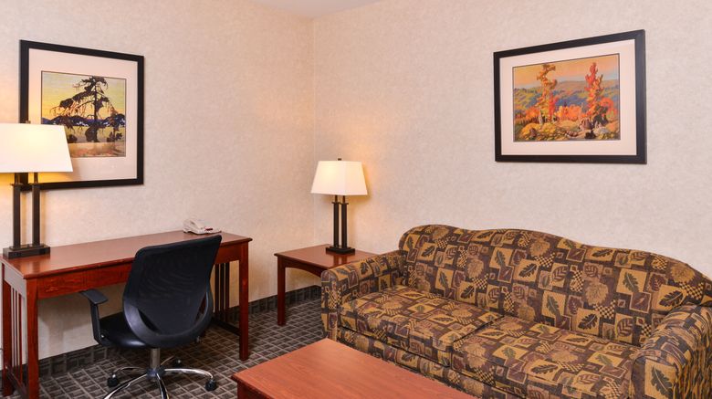 <b>Holiday Inn Express & Sts Edmonton North Suite</b>. Images powered by <a href="https://www.leonardoworldwide.com/" title="Leonardo Worldwide" target="_blank">Leonardo</a>.