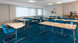 <b>Holiday Inn Express Hemel Hempstead Meeting</b>. Images powered by <a href="https://www.leonardoworldwide.com/" title="Leonardo Worldwide" target="_blank">Leonardo</a>.