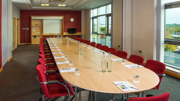 Holiday Inn Express Hamilton Meeting