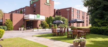 Holiday Inn Haydock Exterior