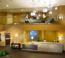 Holiday Inn Express & Suites Pocatello Lobby