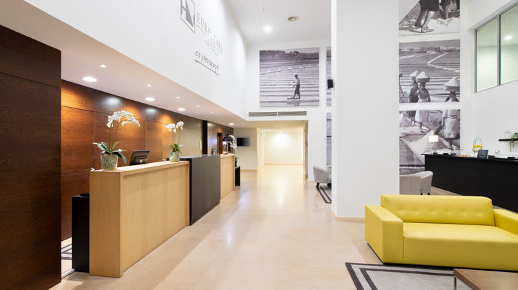 Eurostars Oasis Plaza Lobby