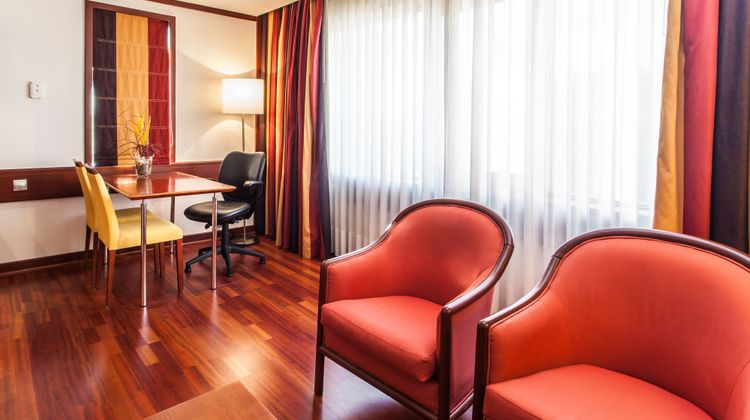 Holiday Inn Lisbon Continental Suite