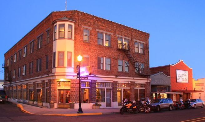Hotel Condon Exterior