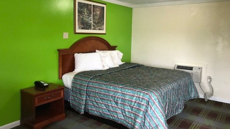 Scottish Inns Stone Mountain Room