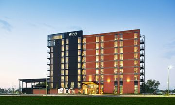 Aloft Celaya