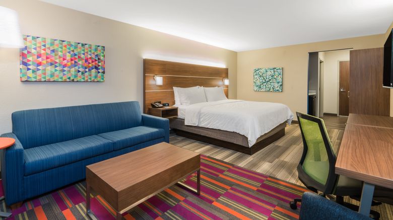 <b>Holiday Inn Express & Suites Lake Havasu Suite</b>. Images powered by <a href="https://www.leonardoworldwide.com/" title="Leonardo Worldwide" target="_blank">Leonardo</a>.