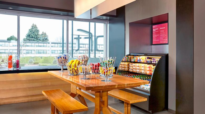 <b>aloft Montreal Airport Restaurant</b>. Images powered by <a href="https://leonardo.com/" title="Leonardo Worldwide" target="_blank">Leonardo</a>.