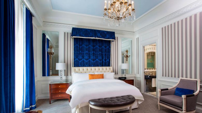 <b>The St Regis New York Room</b>. Images powered by <a href=https://www.travelagewest.com/Hotels/New-York-NY/