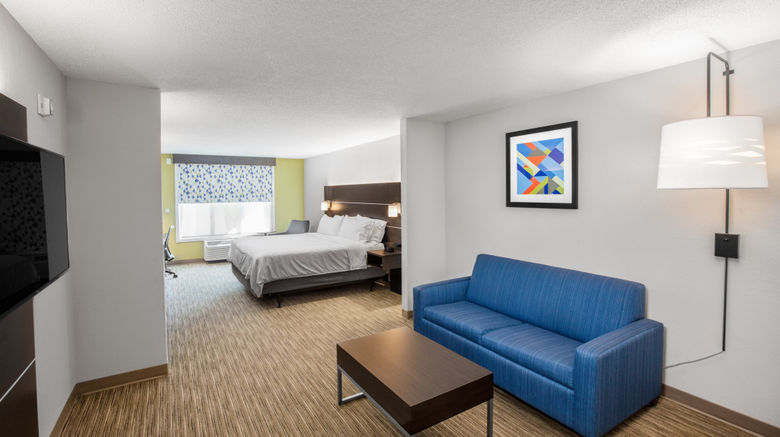 <b>Holiday Inn Express & Suites Altoona Suite</b>. Images powered by <a href="https://www.leonardoworldwide.com/" title="Leonardo Worldwide" target="_blank">Leonardo</a>.