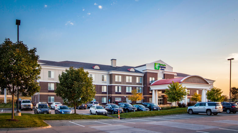 <b>Holiday Inn Express & Suites Altoona Exterior</b>. Images powered by <a href="https://www.leonardoworldwide.com/" title="Leonardo Worldwide" target="_blank">Leonardo</a>.