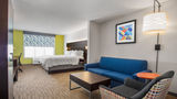 Holiday Inn Express & Suites Altoona Suite