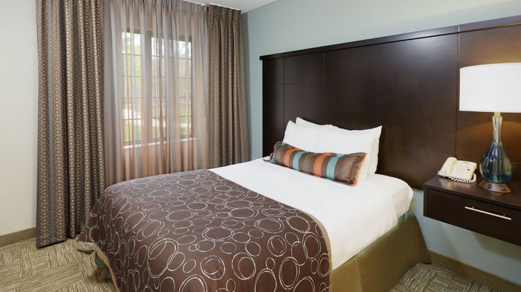 Staybridge Suites Chicago/Glenview Room