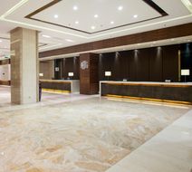 Holiday Inn Mudanjiang Lobby