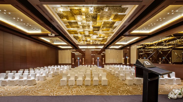 Crowne Plaza Dubai-Festival City Meeting