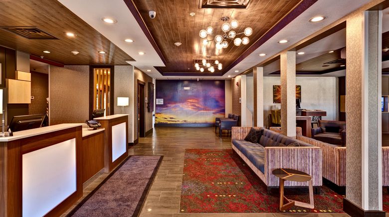 <b>Holiday Inn Express Hutchinson Lobby</b>. Images powered by <a href="https://www.leonardoworldwide.com/" title="Leonardo Worldwide" target="_blank">Leonardo</a>.