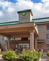 Holiday Inn Express Hotel & Suites