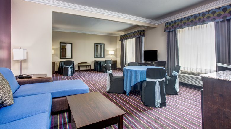 <b>Holiday Inn Express Suites Raceland Suite</b>. Images powered by <a href="https://www.leonardoworldwide.com/" title="Leonardo Worldwide" target="_blank">Leonardo</a>.