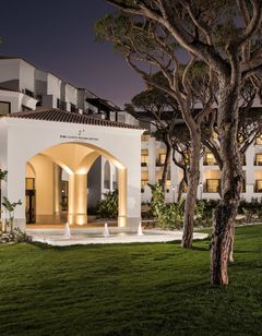 Pine Cliffs Ocean Suites, Luxury Coll