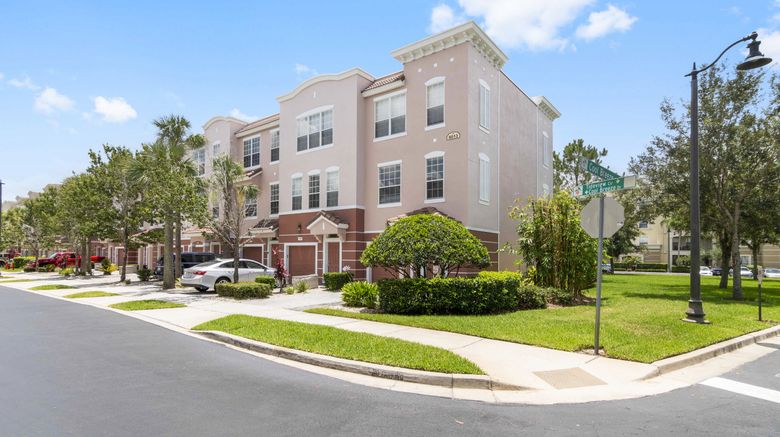 <b>Orlando Resort Rentals Exterior</b>. Images powered by <a href="https://www.leonardoworldwide.com/" title="Leonardo Worldwide" target="_blank">Leonardo</a>.