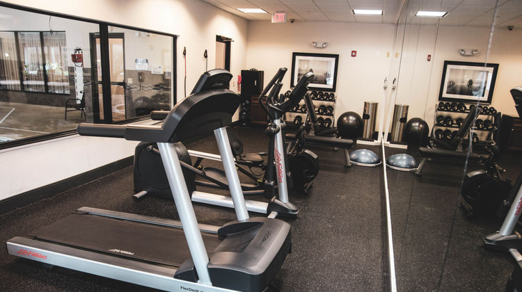 Holiday Inn Express & Suites La Vale Health Club