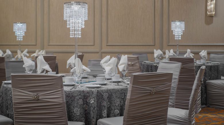 <b>Holiday Inn Winnipeg South Ballroom</b>. Images powered by <a href="https://www.leonardoworldwide.com/" title="Leonardo Worldwide" target="_blank">Leonardo</a>.