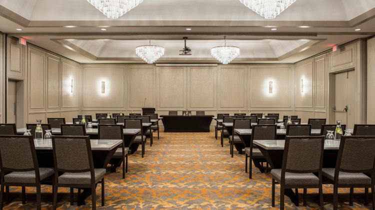 Holiday Inn Winnipeg South Meeting
