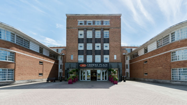 <b>Crowne Plaza Hotel - John Lennon Airport Exterior</b>. Images powered by <a href="https://www.leonardoworldwide.com/" title="Leonardo Worldwide" target="_blank">Leonardo</a>.