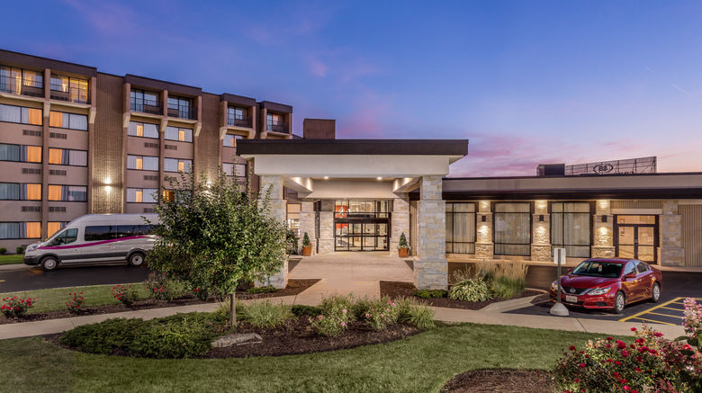 <b>Crowne Plaza Milwaukee South Exterior</b>. Images powered by <a href="https://www.leonardoworldwide.com/" title="Leonardo Worldwide" target="_blank">Leonardo</a>.