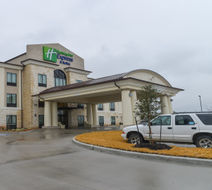 Holiday Inn Express & Suites Cuero Exterior