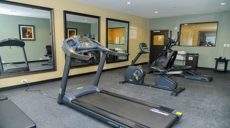 Holiday Inn Express & Suites Cuero Health Club