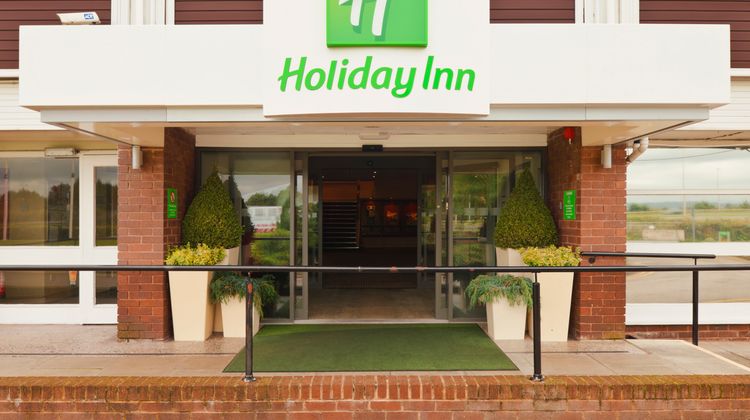 Holiday Inn Chester South Exterior