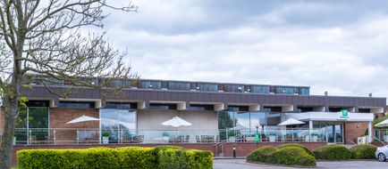Holiday Inn Rugby - Northampton Exterior