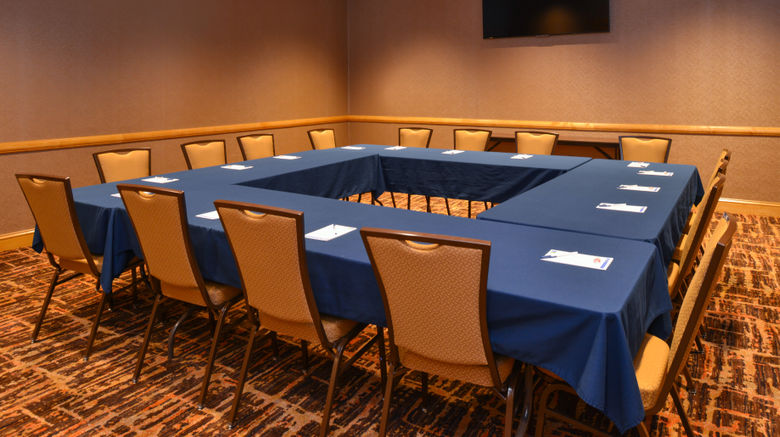 <b>Holiday Inn Express Meeting</b>. Images powered by <a href="https://www.leonardoworldwide.com/" title="Leonardo Worldwide" target="_blank">Leonardo</a>.
