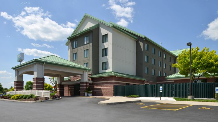Holiday Inn Express Exterior