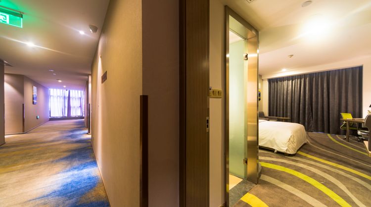 Holiday Inn Express Chengdu Jinniu Room