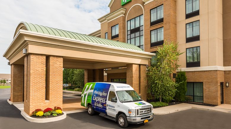 <b>Holiday Inn Express Hotel & Suites Lobby</b>. Images powered by <a href="https://www.leonardoworldwide.com/" title="Leonardo Worldwide" target="_blank">Leonardo</a>.