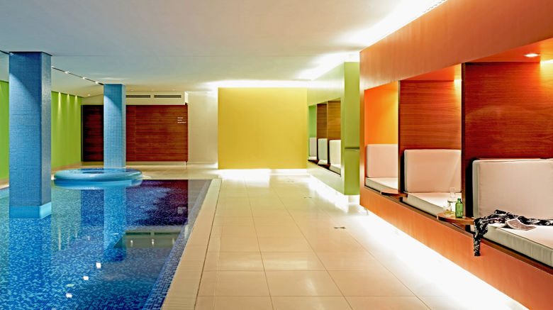 <b>SIDE Design Hotel Hamburg Pool</b>. Images powered by <a href="https://www.leonardoworldwide.com/" title="Leonardo Worldwide" target="_blank">Leonardo</a>.
