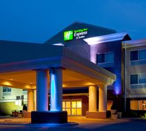 Holiday Inn Express Hotel & Suites Exterior