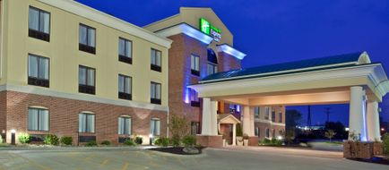 Holiday Inn Express Hotel & Suites Exterior