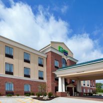 Holiday Inn Express Hotel & Suites